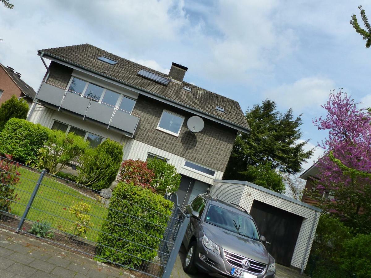 Schoene Komplette Ferienwohnung In Wesel ヴェーゼル エクステリア 写真